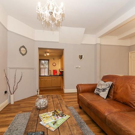 The Abberley Apartment - Stay Worcestershire Екстер'єр фото